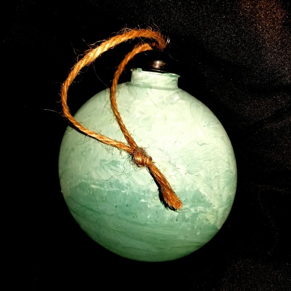 Mermaid Ornament - Picture 2 of 3